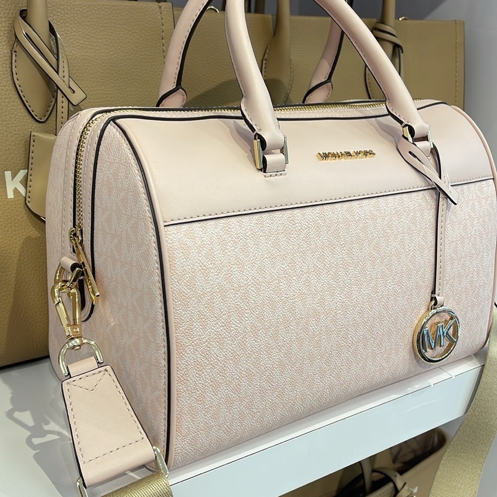 Michael Kors med Duffle Satchel Crossbody Bag Travel
Light Powder Blush NWT - Picture 5 of 16